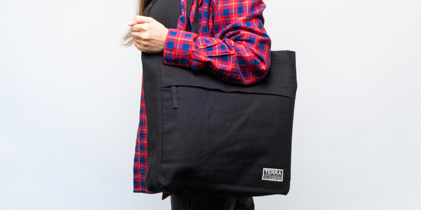 black color tote bags