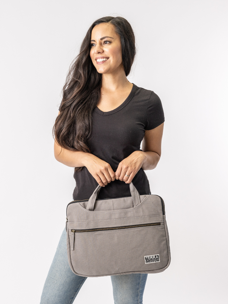 Computer sleeve with shop handle