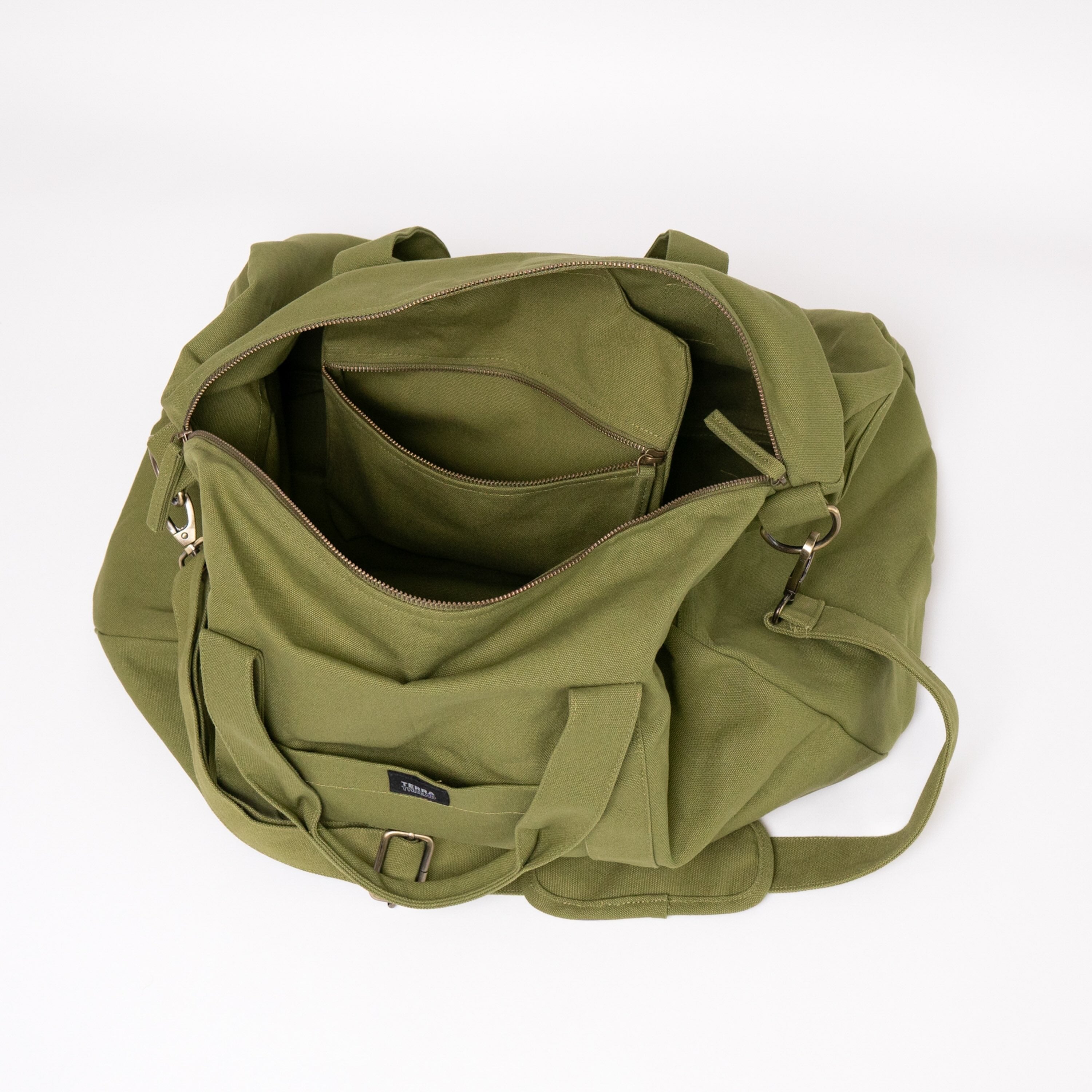duffel bags with compartments