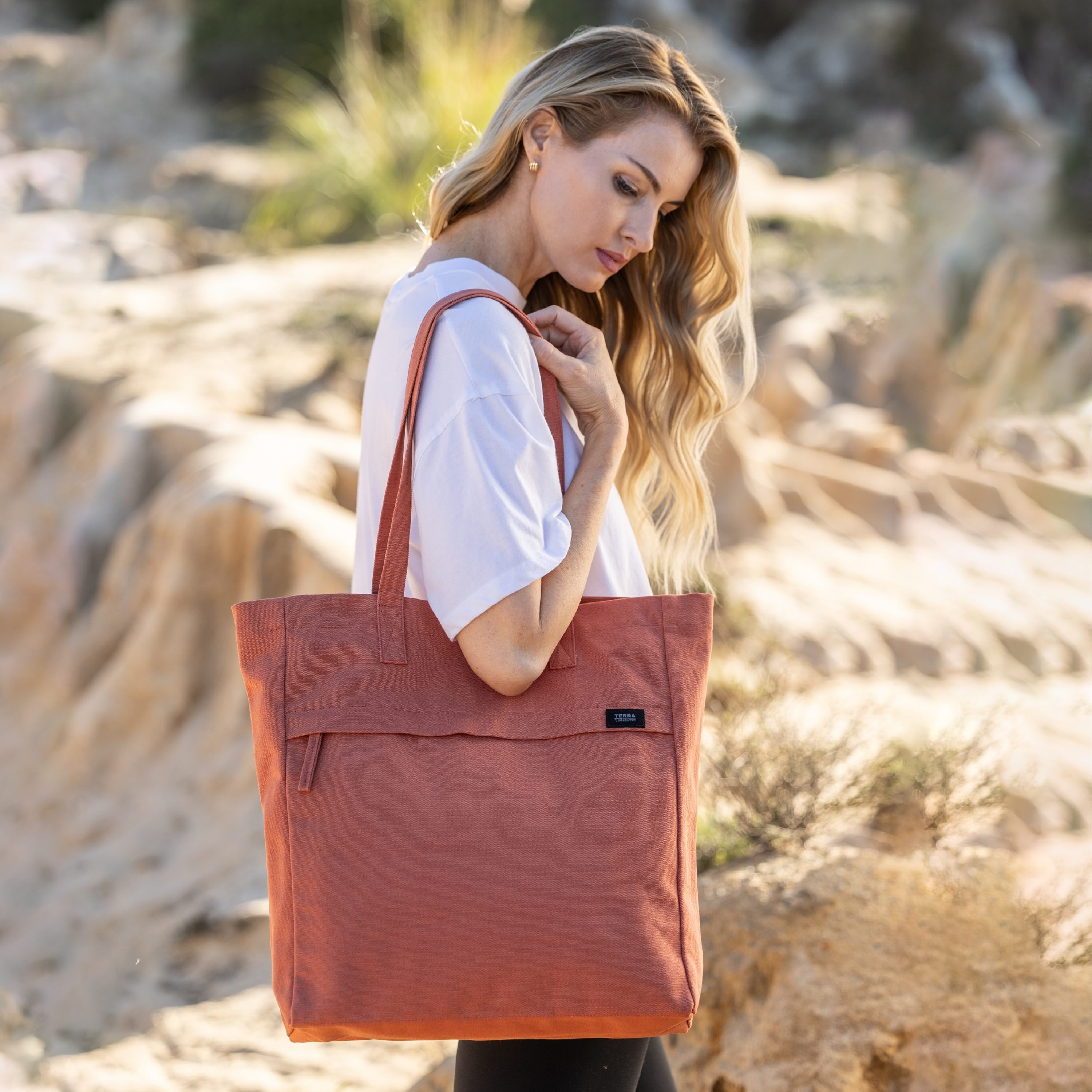 ladies work bag with compartments