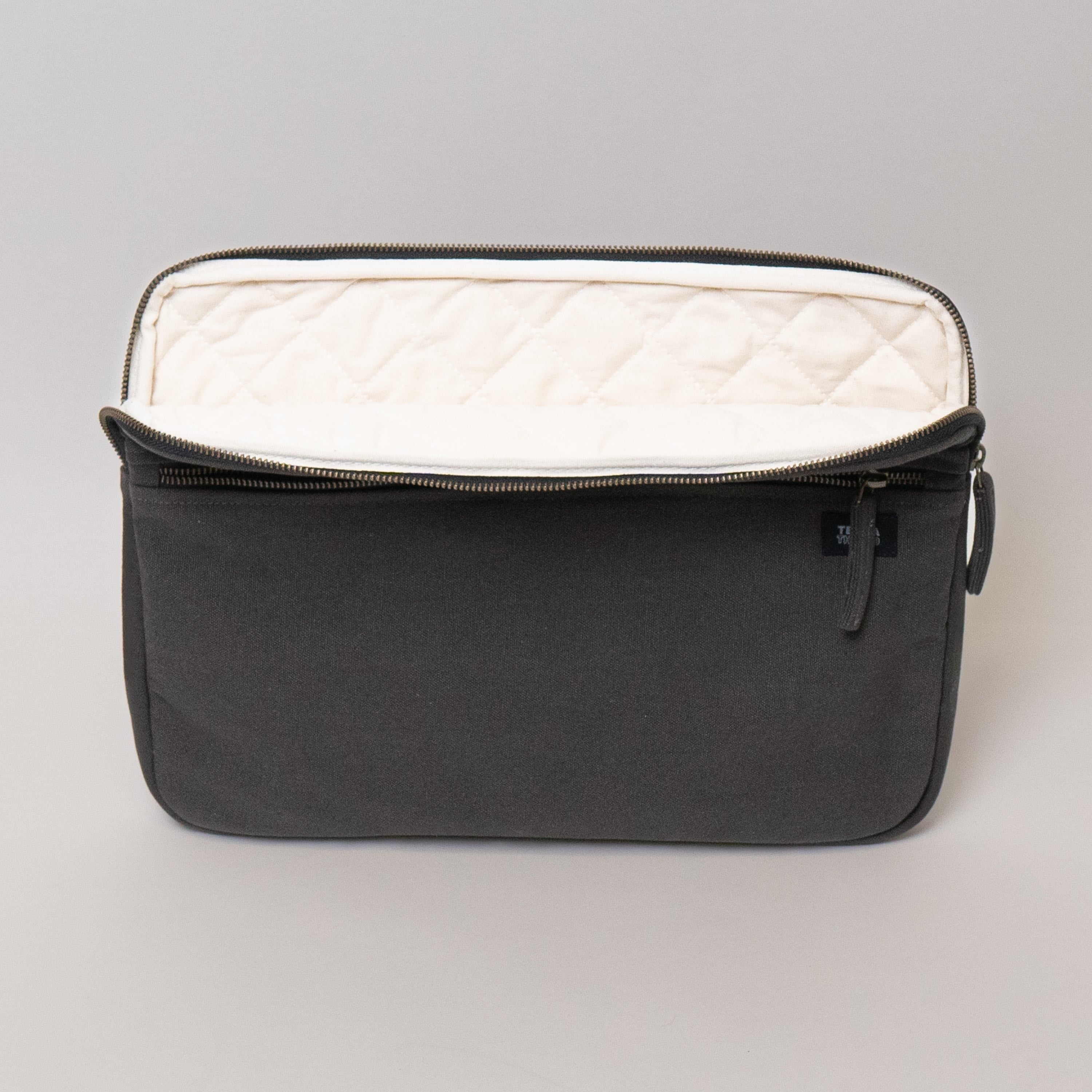 quilted laptop sleeve 15 inch