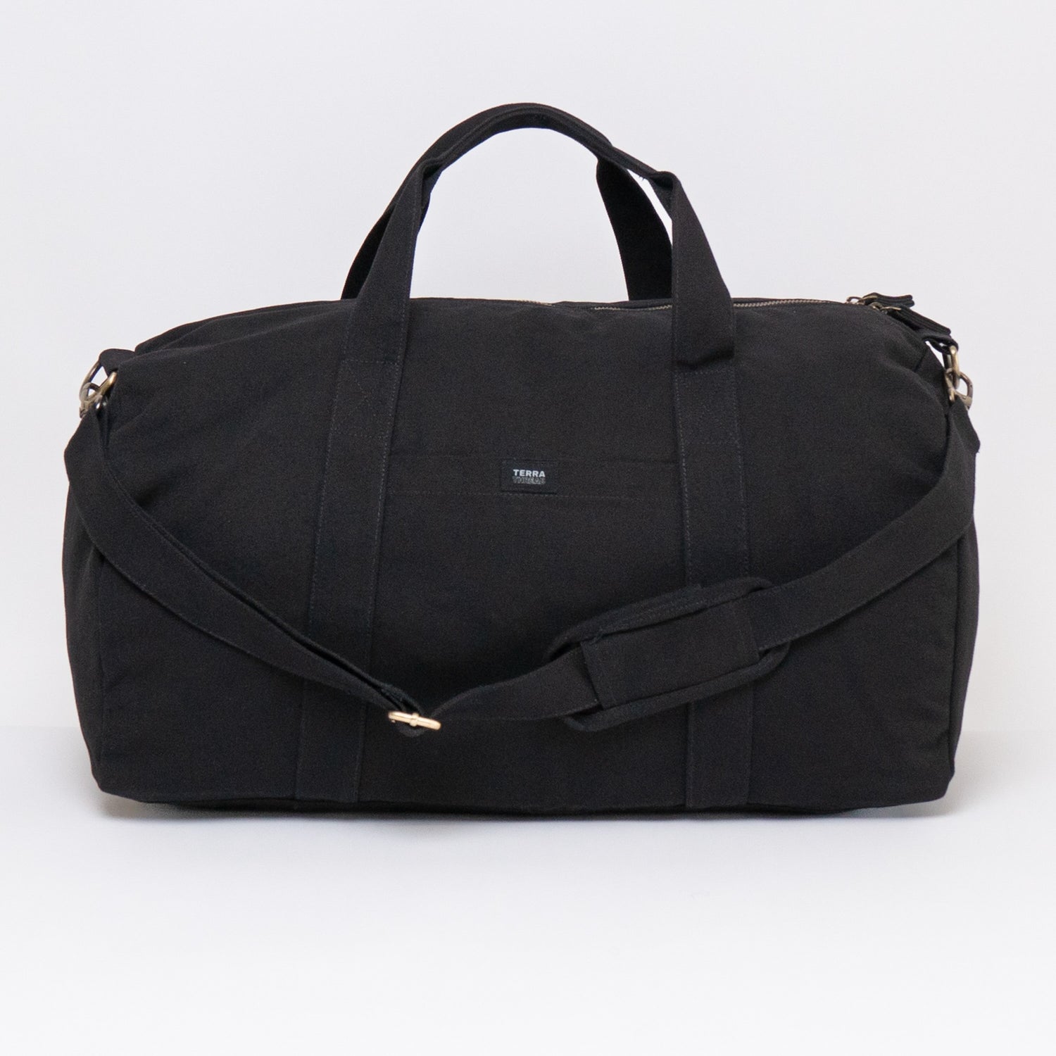 sustainable travel bag in black color