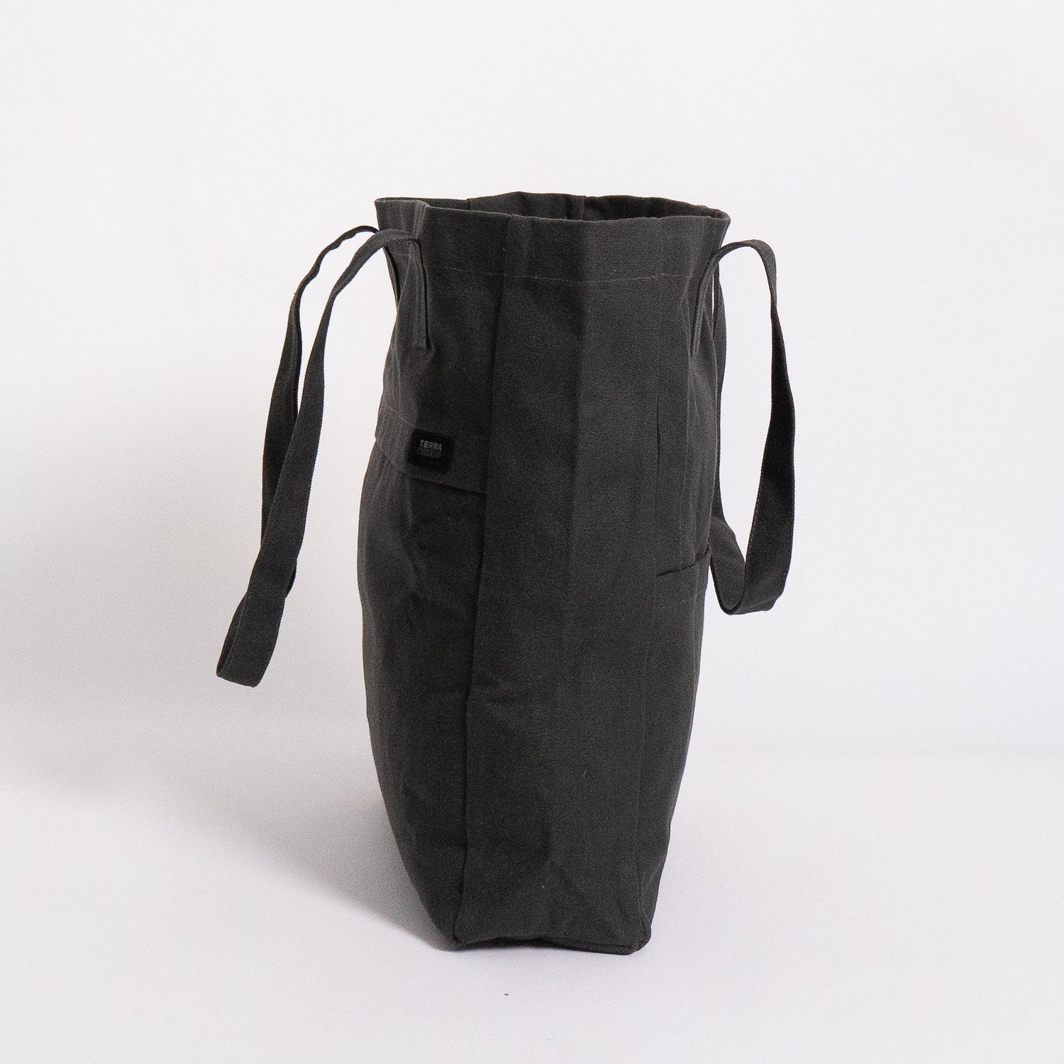 tote purse with pockets