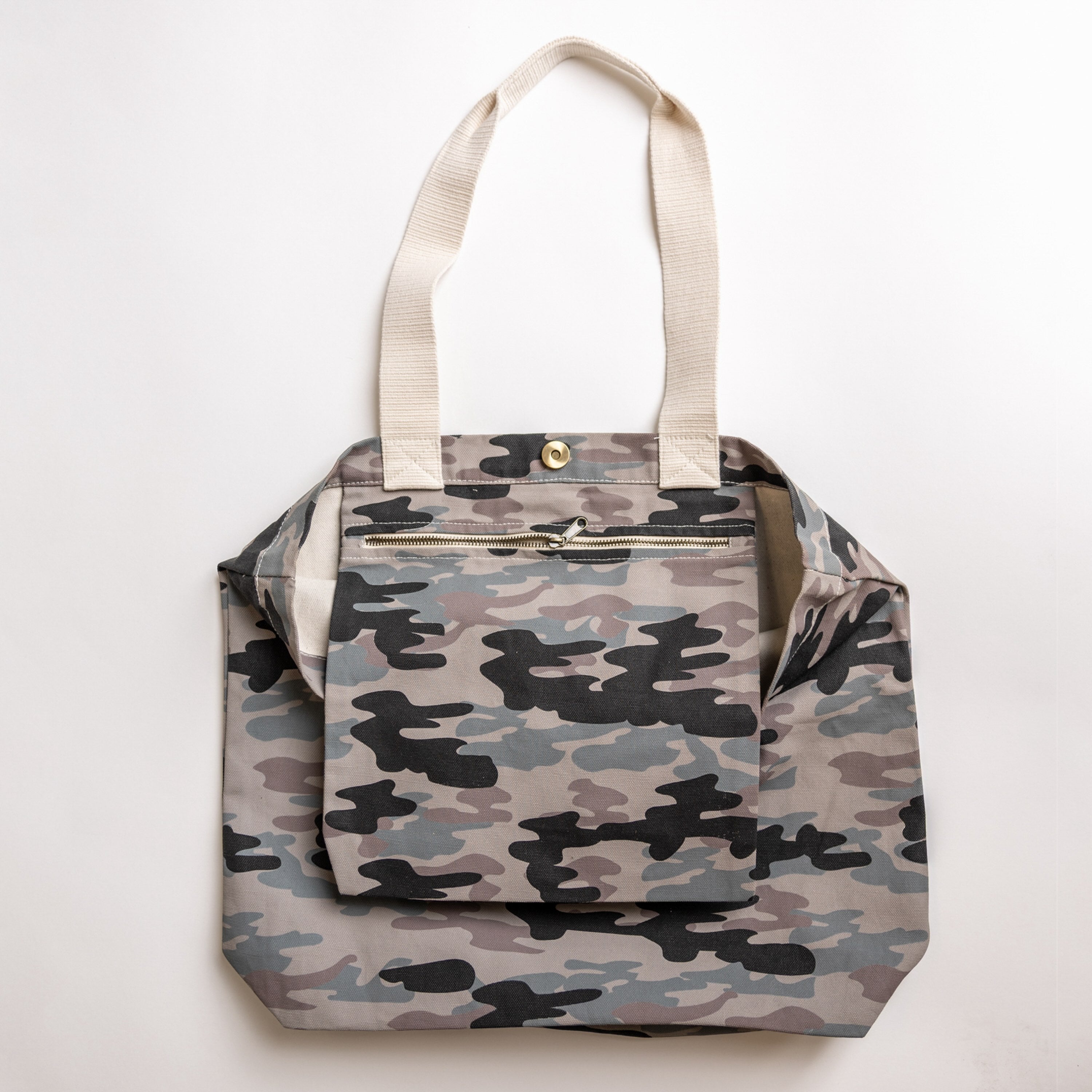army tote