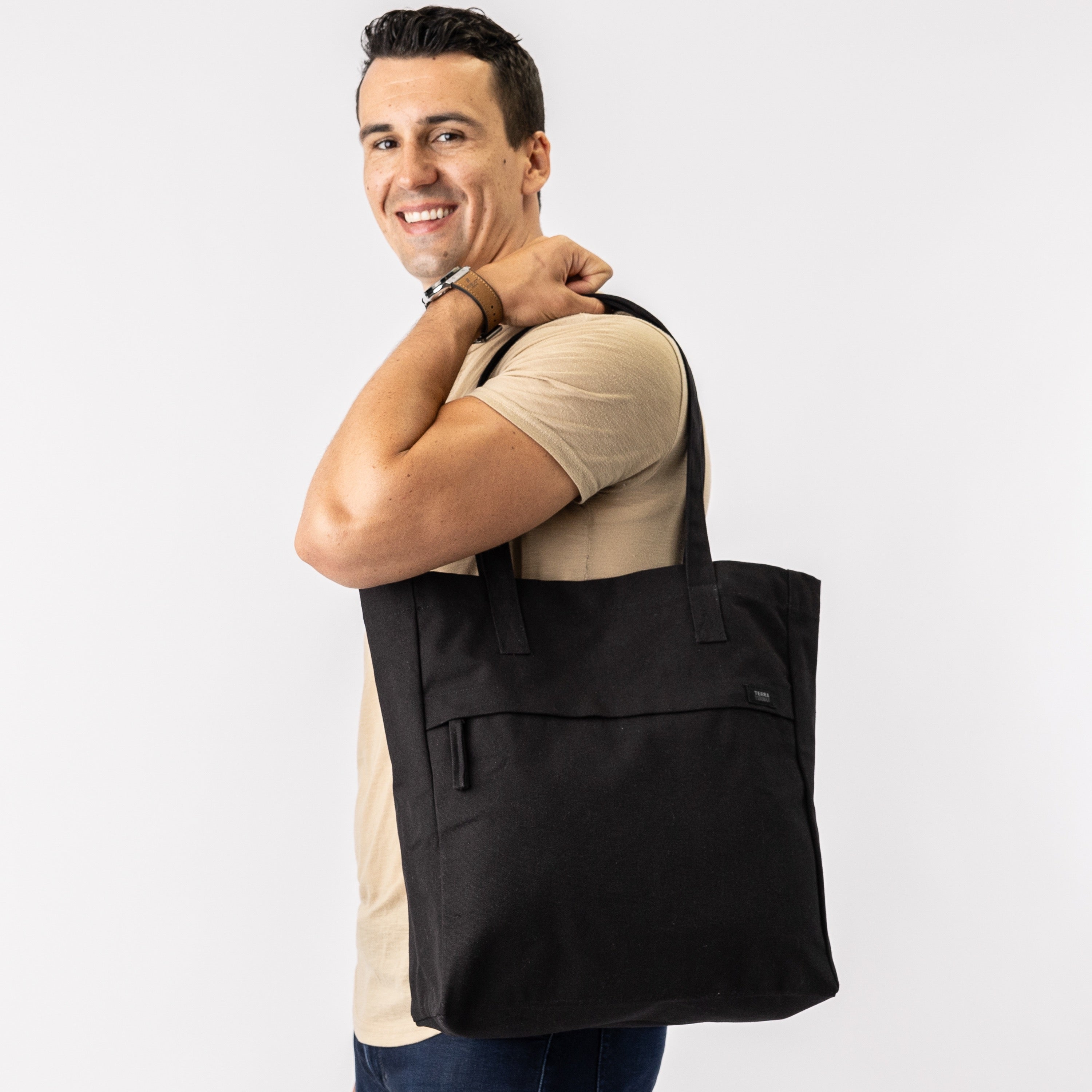 black tote bag with pockets