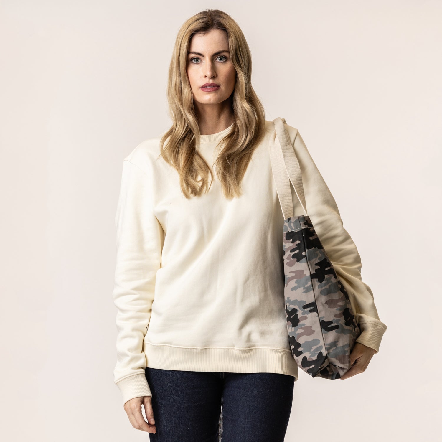 camo canvas bag