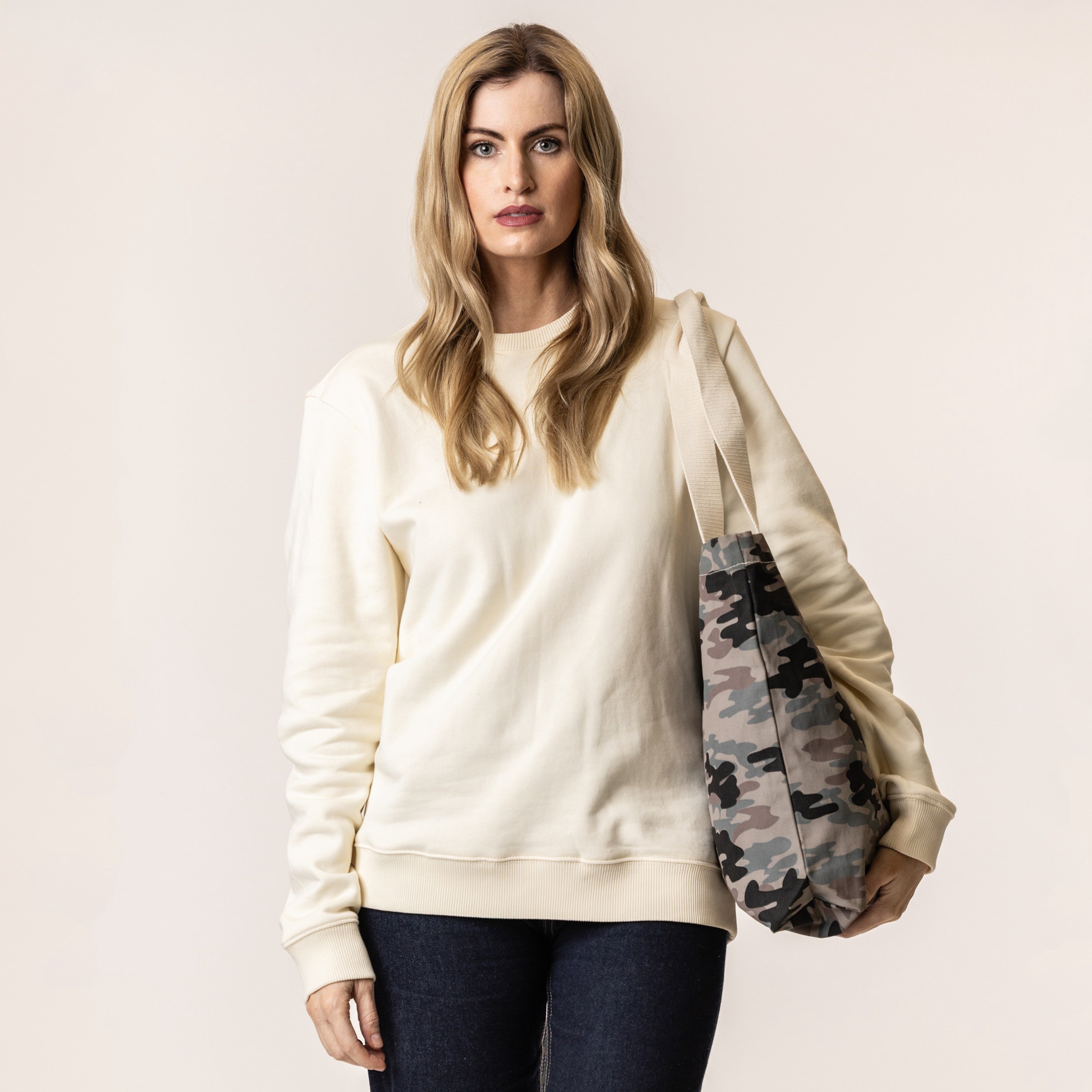 camo canvas bag