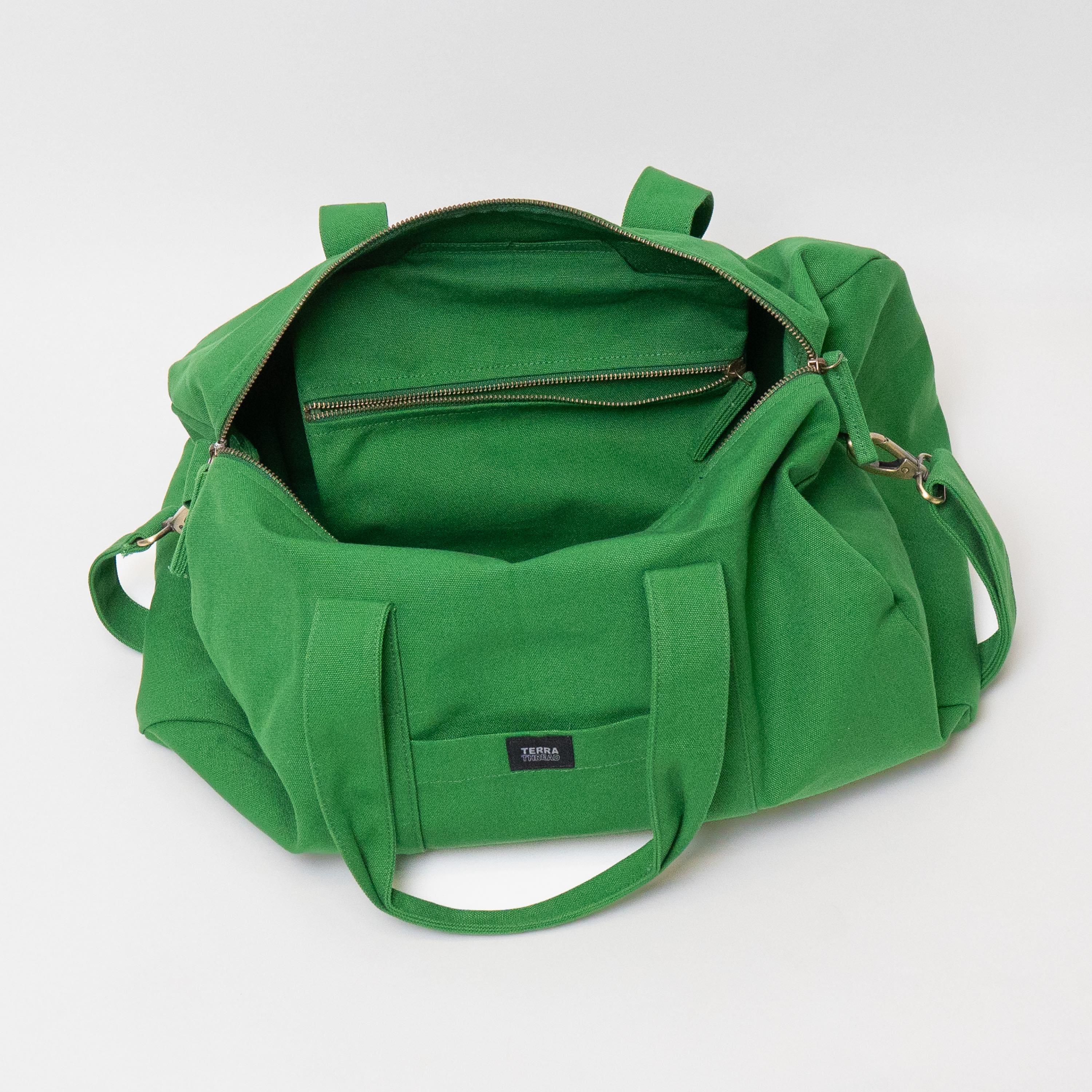 canvas green gym bag with pockets