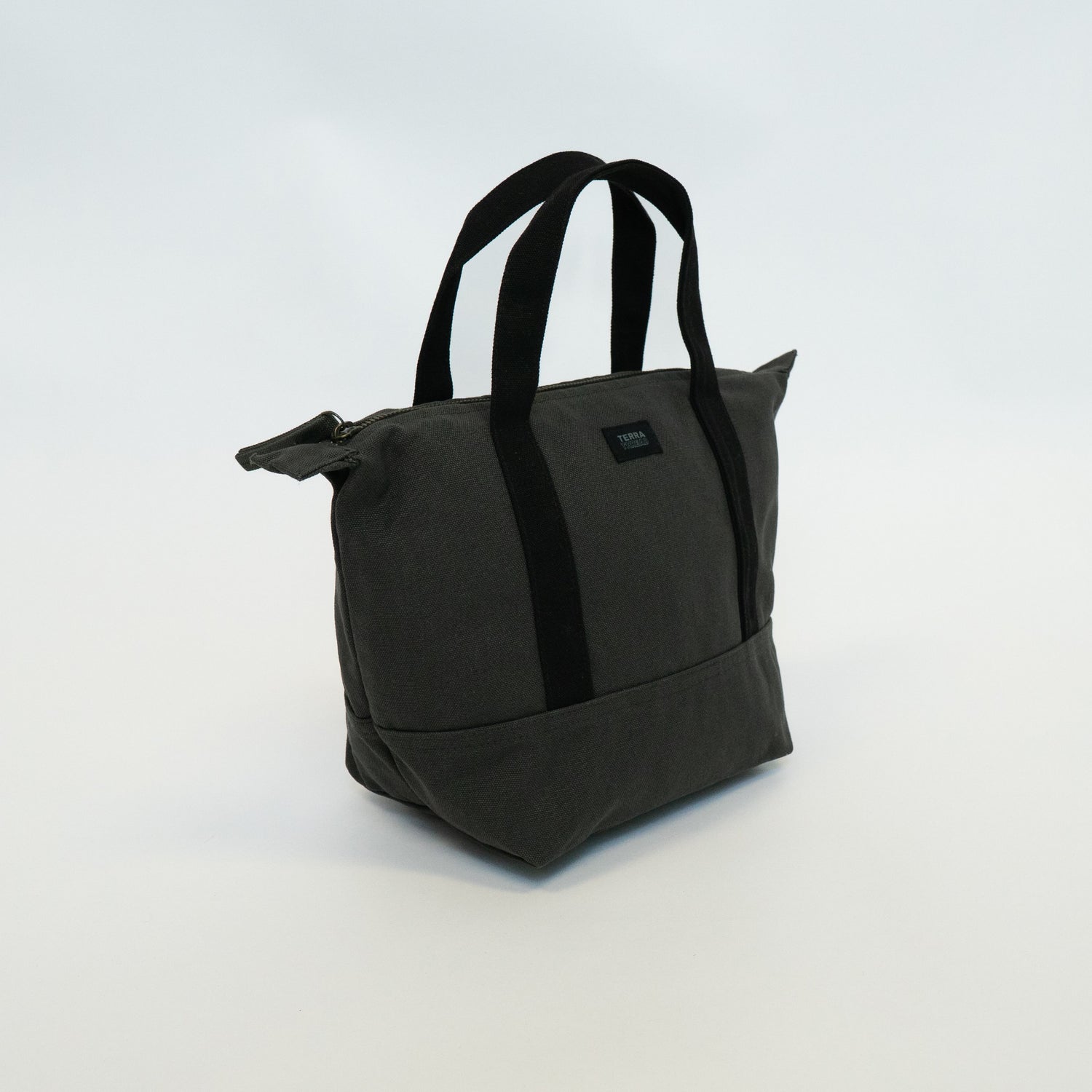 small cotton tote bag with zipper closure