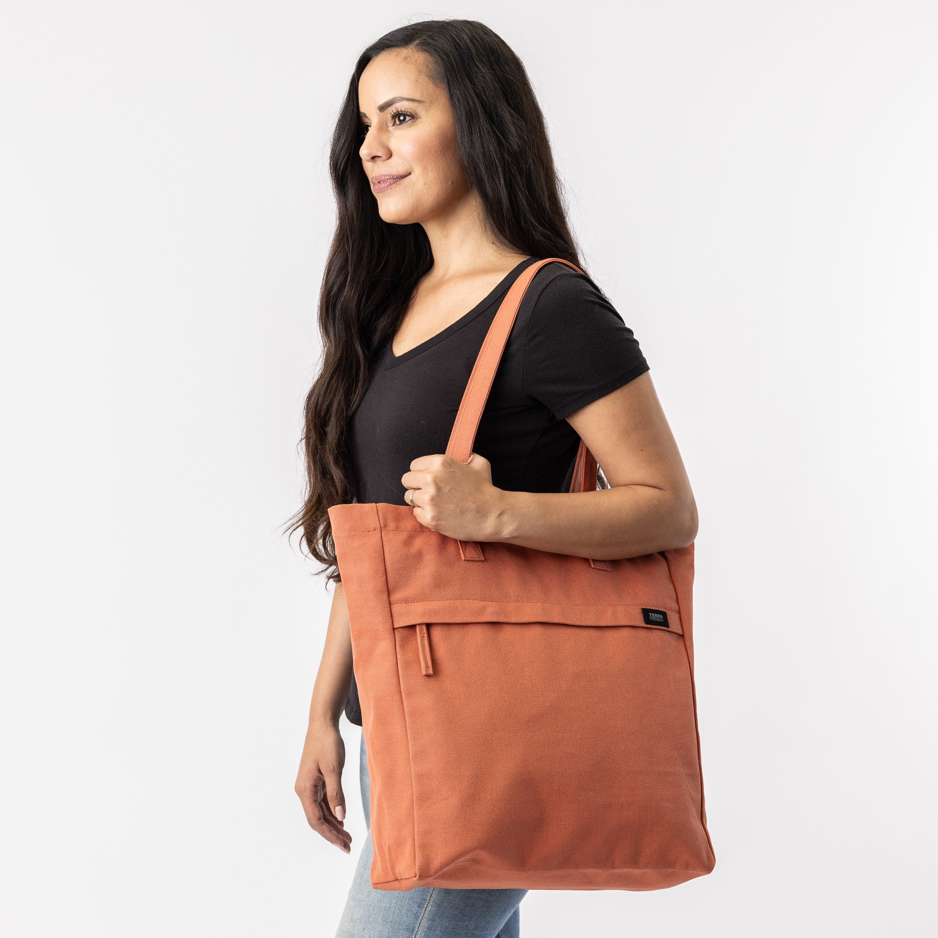 Tote with cheap outside pockets