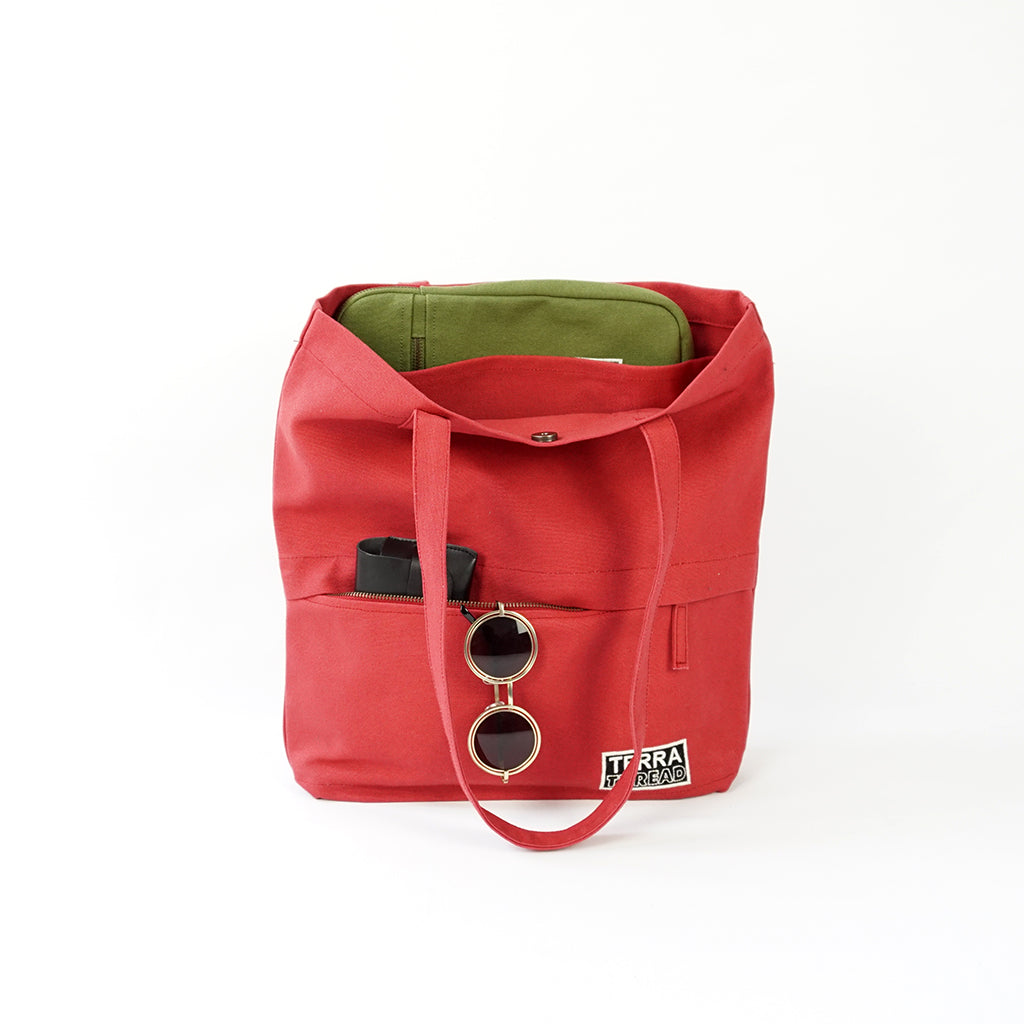 red tote with pocket