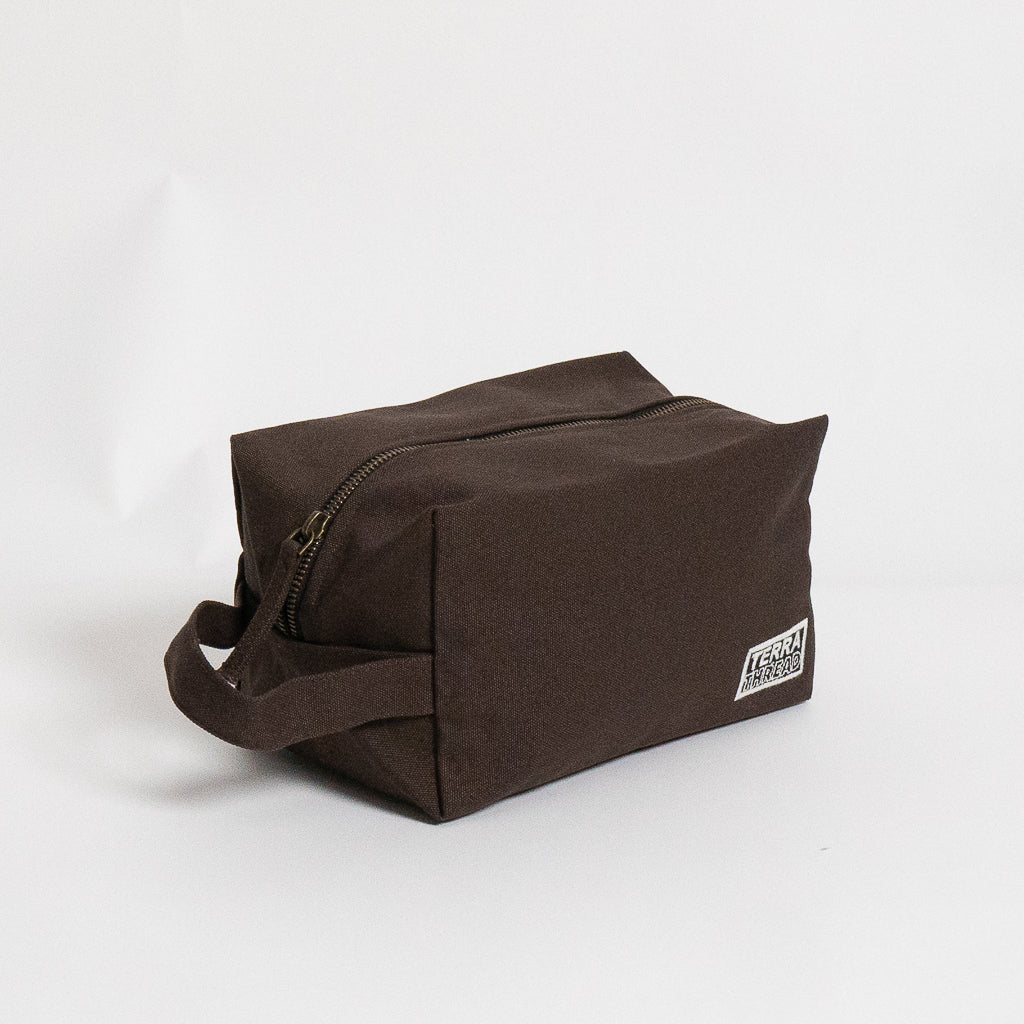 Terra Thread Sustainable Toiletry Bag Chestnut Brown